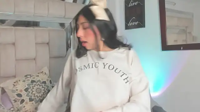 Eva cute7 online show from March 28, 2:11 am