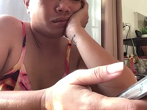 lady candy85 online show from April 3, 10:41 pm