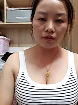 Jennie dogy online show from June 26, 1:04 pm