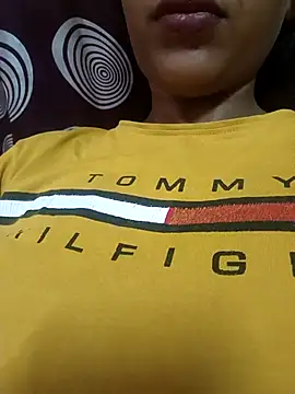 komalsharma99 online show from June 2, 5:20 am