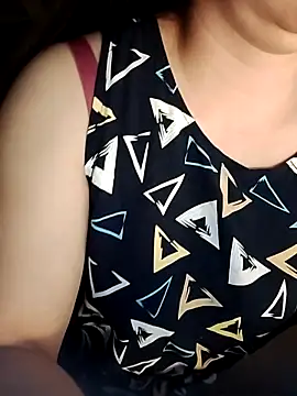 LiilyZi online show from March 23, 2:43 pm