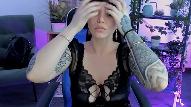 NeoGeisha online show from March 10, 10:09 am