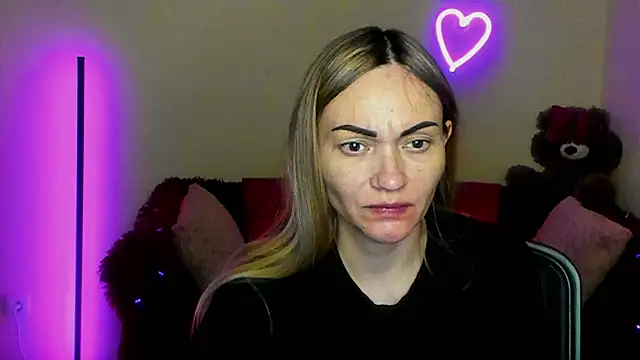 BlondMikey22 online show from April 18, 5:28 pm