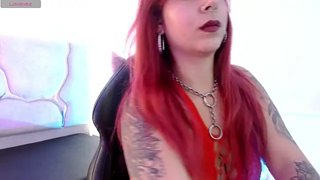 Sashaa tay online show from February 10, 7:29 pm