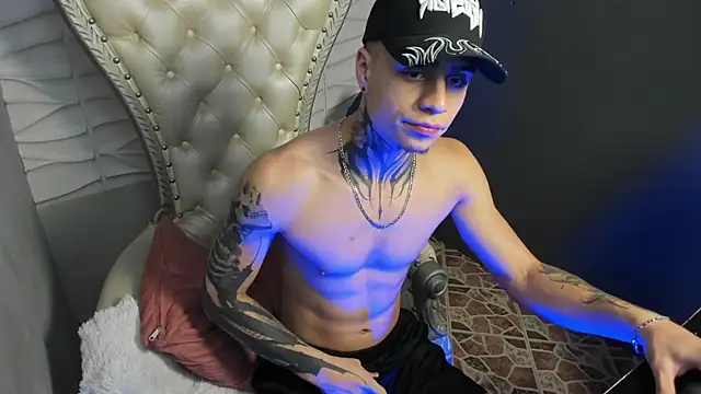 Snapshot of acxel_prescot chatting on March 3, 9:10 pm acxel prescot online show from March 3, 9:10 pm