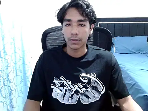 Pedestal diamant online show from April 19, 1:38 am