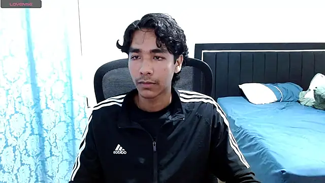 Pedestal diamant online show from April 19, 11:40 pm