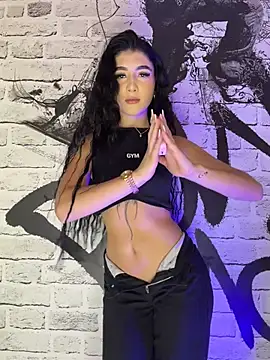 Snapshot of BadLilAngelXXX chatting on June 26, 1:15 pm BadLilAngelXXX online show from June 26, 1:15 pm