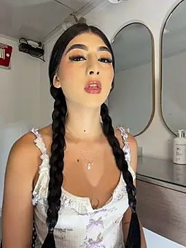 Snapshot of BadLilAngelXXX chatting on July 10, 1:14 pm BadLilAngelXXX online show from July 10, 1:14 pm