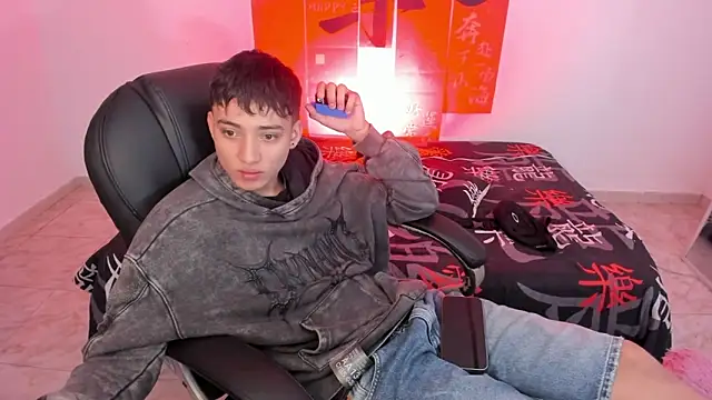 Wesleey-Boy online show from April 20, 7:37 pm