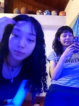 Liliith7 online show from April 11, 7:45 am