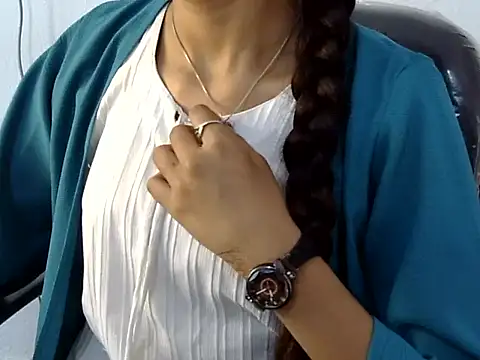 Mehaak  online show from March 28, 6:24 am