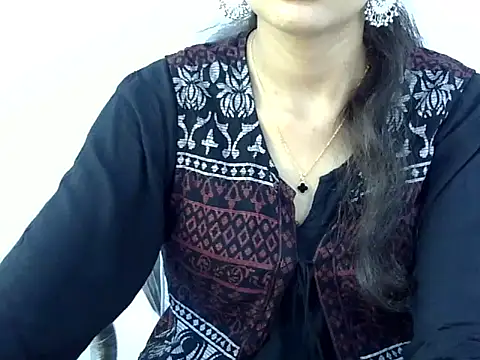 Mehaak  online show from May 10, 7:35 am