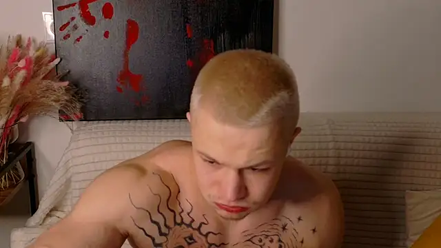 SterlingNoir online show from March 1, 10:01 pm