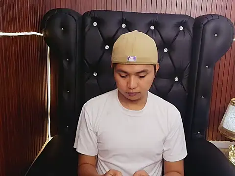 Maliyah Vaughan online show from April 26, 2:48 pm