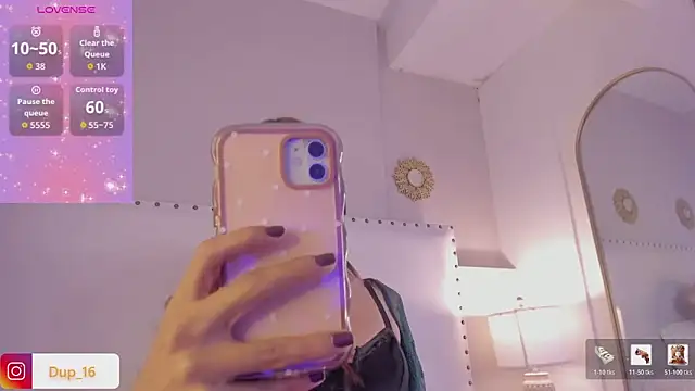 Zoe star  online show from April 15, 4:19 am