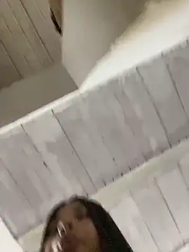 Romie rous online show from February 6, 3:04 pm