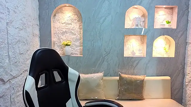 Catalina Tx  online show from February 28, 7:59 pm