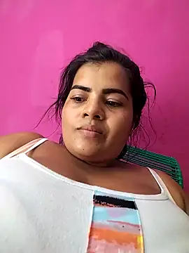 Queen Sofia10 online show from February 5, 7:07 pm