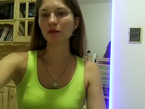 Snapshot of Serafina- chatting on February 19, 11:34 pm Serafina- online show from February 19, 11:34 pm