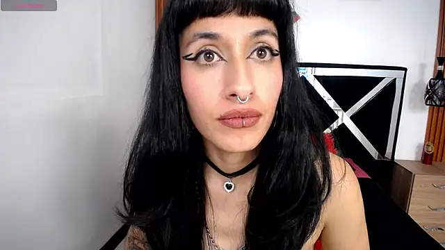 FRANCESCA LOVE  online show from April 1, 1:06 am