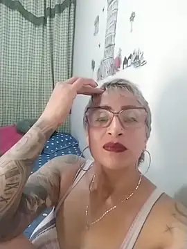 Charlotte gray  online show from February 11, 11:32 pm