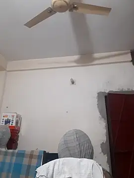 Snapshot of -Neha- chatting on February 9, 4:27 am -Neha- online show from February 9, 4:27 am