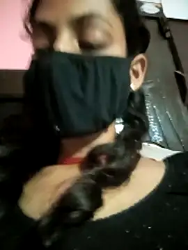 BIG QWEEN NO1 online show from April 12, 4:12 pm