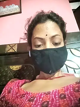 BIG QWEEN NO1 online show from April 24, 10:56 pm