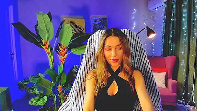 Snapshot of KrisWillis chatting on February 12, 1:06 pm KrisWillis online show from February 12, 1:06 pm