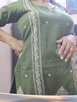 SexybeboX online show from April 15, 5:47 am