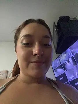 Emily Harpeer online show from March 8, 11:30 pm