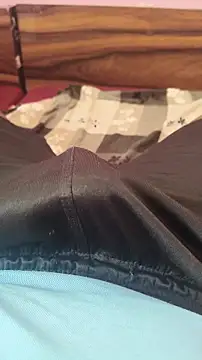 Snapshot of Melwin2807-- chatting on March 27, 8:37 am Melwin2807-- online show from March 27, 8:37 am