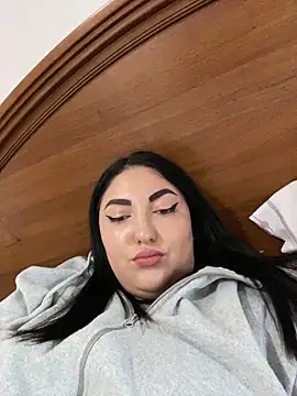 Amber Sinn online show from June 18, 3:38 pm