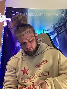 Smokebluntafterblunt online show from March 20, 4:12 pm