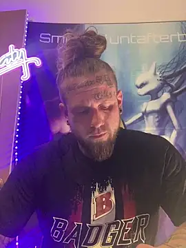 Smokebluntafterblunt online show from April 2, 11:57 pm