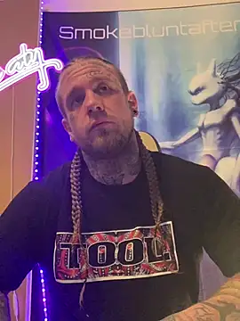 Smokebluntafterblunt online show from April 10, 1:27 pm