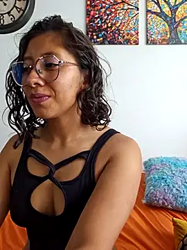 Camila Lopez1 online show from April 6, 3:46 pm