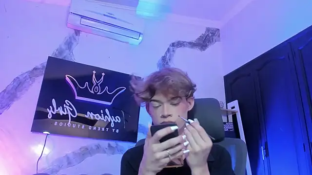 Snapshot of AngelDoll_1 chatting on February 22, 5:08 am AngelDoll 1 online show from February 22, 5:08 am