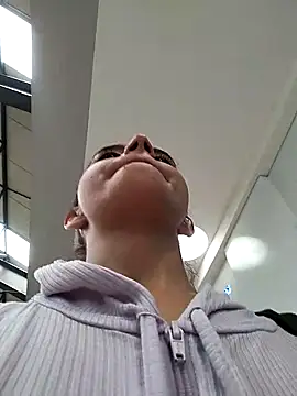 Leiidy Adams  online show from March 9, 4:44 pm