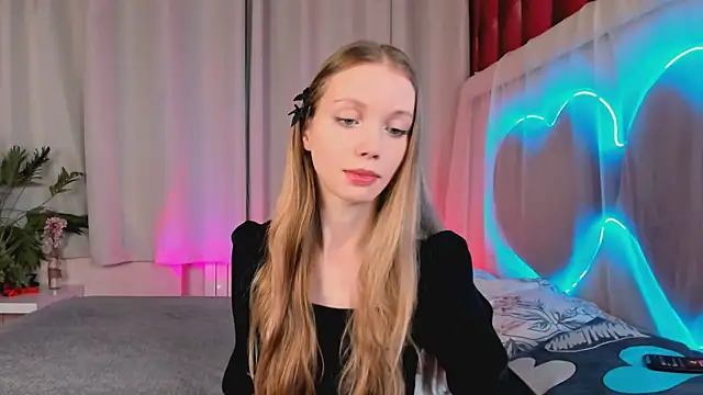 Snapshot of lada2k4 chatting on February 12, 5:46 am lada2k4 online show from February 12, 5:46 am