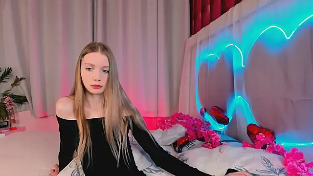 Snapshot of lada2k4 chatting on February 21, 6:03 am lada2k4 online show from February 21, 6:03 am