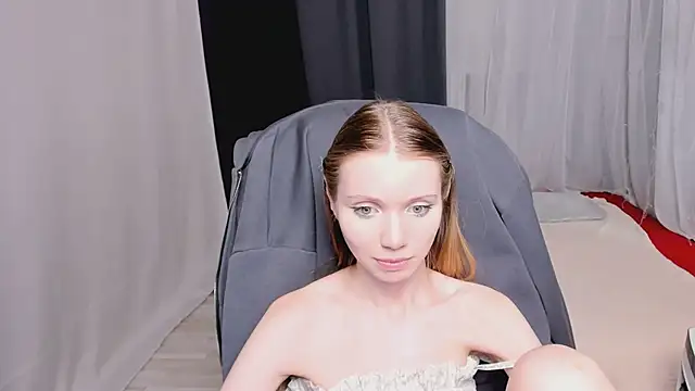 Snapshot of lada2k4 chatting on February 22, 5:44 pm lada2k4 online show from February 22, 5:44 pm