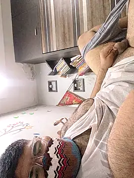 anshpandey69 online show from July 8, 4:17 am