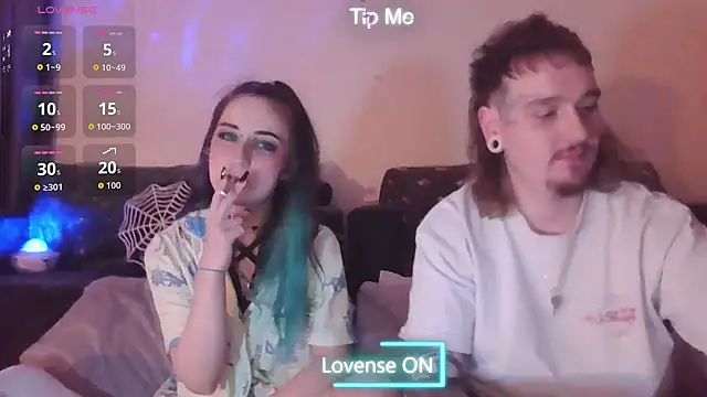 Snapshot of NoturNeurotypical chatting on March 4, 11:33 pm NoturNeurotypical online show from March 4, 11:33 pm