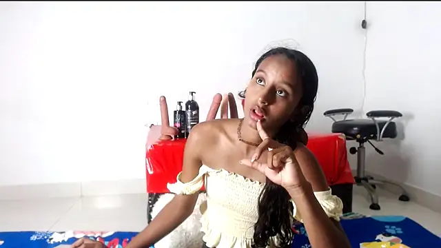 valeryskinnyvagi online show from June 10, 1:43 pm