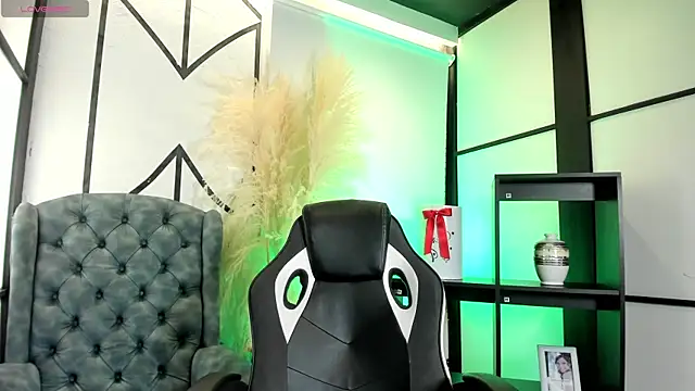 Abi sexxx1 online show from February 17, 8:37 pm