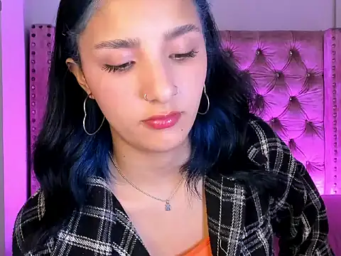 Snapshot of Aris_Suarez chatting on May 30, 5:04 am Aris Suarez online show from May 30, 5:04 am