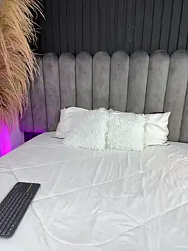 Snapshot of Nanda_vixen_ chatting on March 3, 8:48 pm Nanda vixen online show from March 3, 8:48 pm