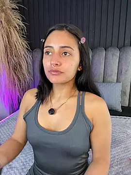 Nanda vixen  online show from April 18, 9:04 pm